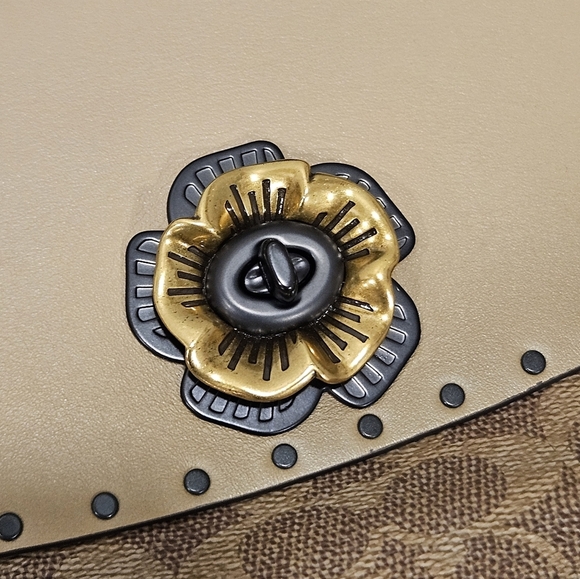 NWOT🌹Coach Madison Collection Tea Rose Bag - Picture 6 of 16